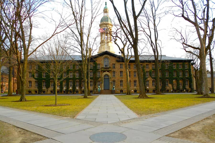 The US Congress formerly met in Nassau Hall, in which US state?